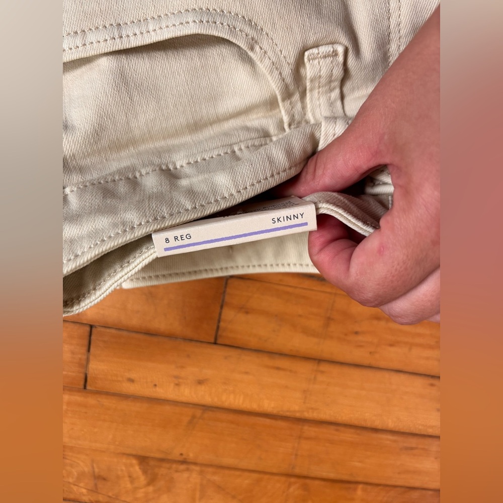 Universal Thread Off-White Skinny Jeans - Picture 3 of 4